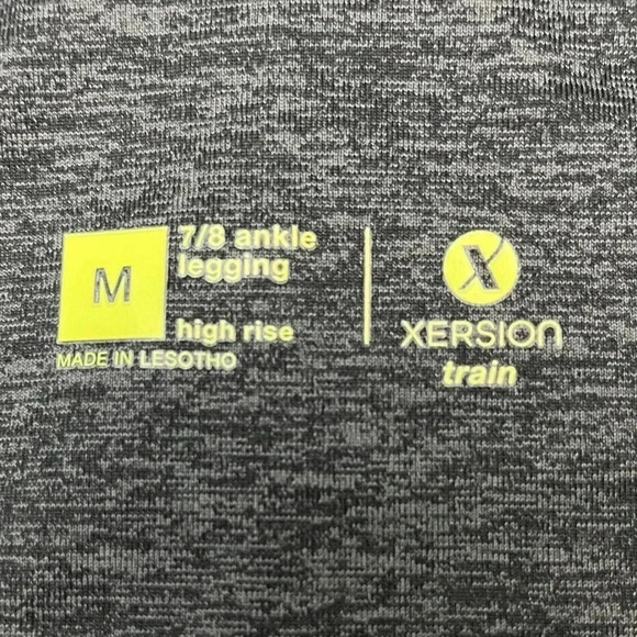 Xersion Train Ladies Athletic Leggings, Size Medium - Picture 5 of 5